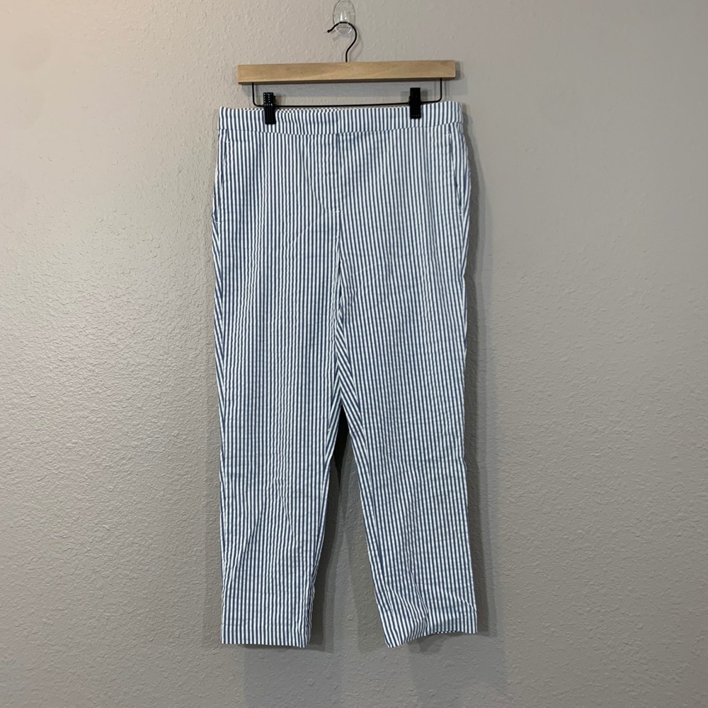 Adrienne Vittadini Women's Size 8 Blue Seersucker Striped Ankle Pants D4653‎